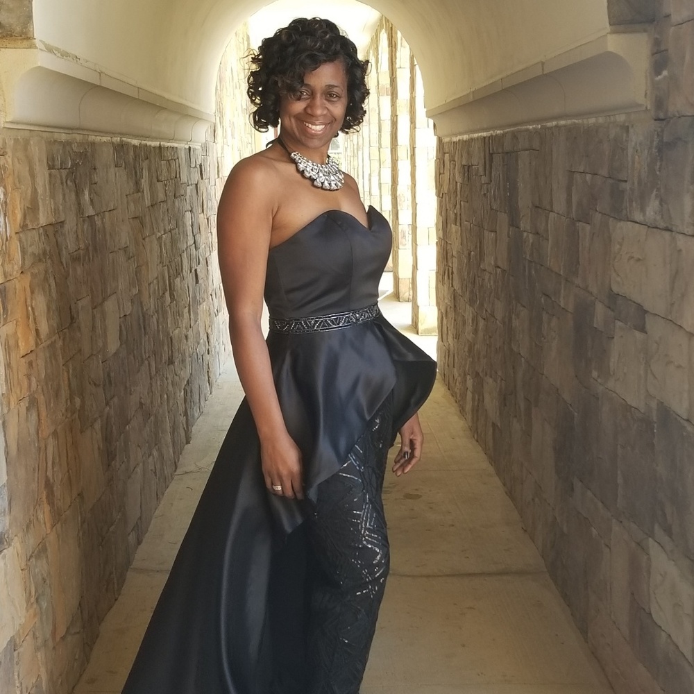 Meet your Posher, Jacinda